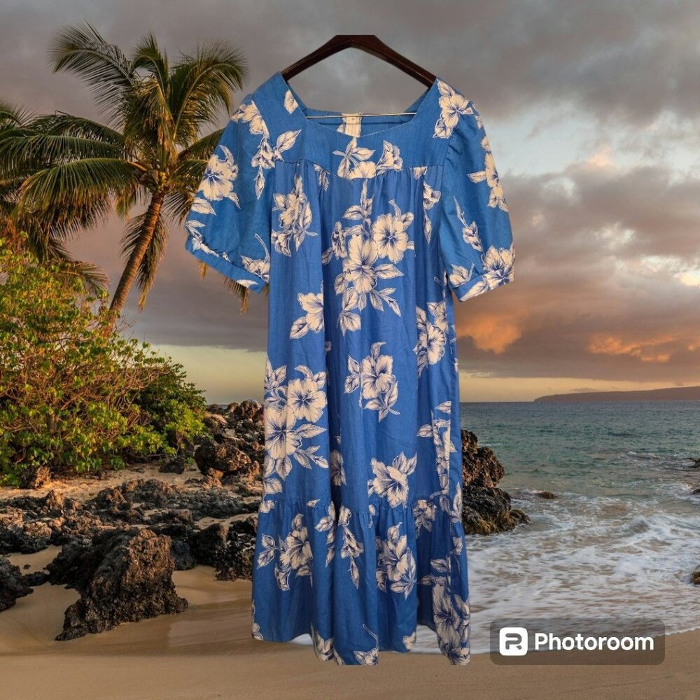 Royal Hawaiian Creations Large Maxi Muumuu Dress Blue Tropical White Flowers EUC